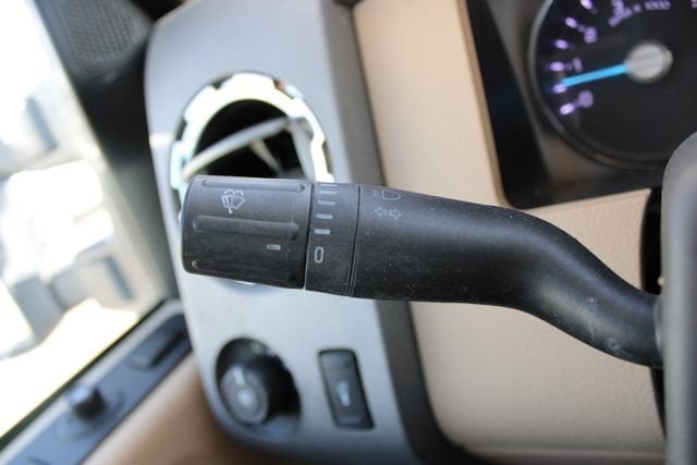 2011 Ford Super Duty F-250 SRW XL