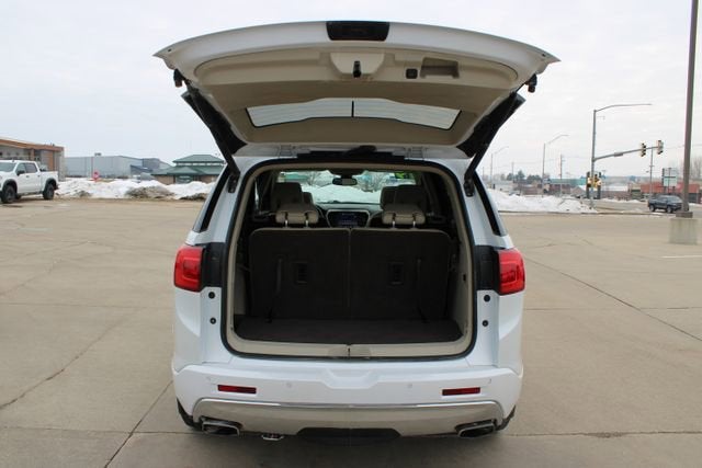 2019 GMC Acadia Denali