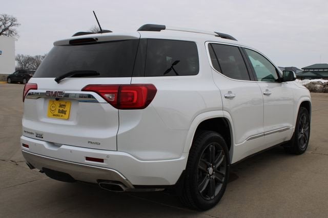 2019 GMC Acadia Denali