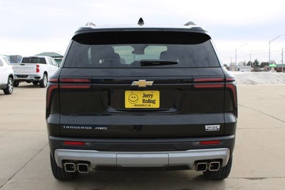 2025 Chevrolet Traverse LT