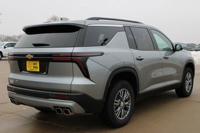 2025 Chevrolet Traverse LT