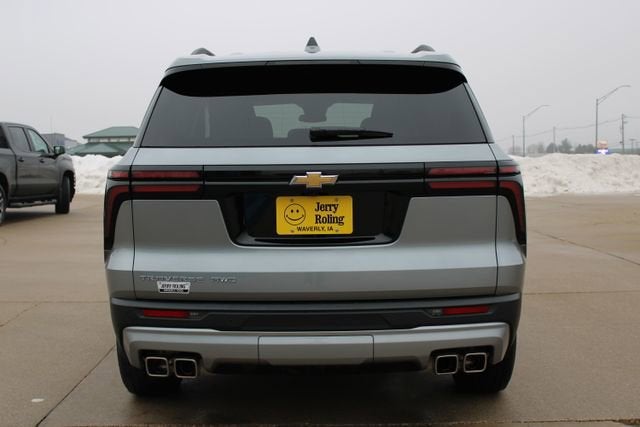 2025 Chevrolet Traverse LT