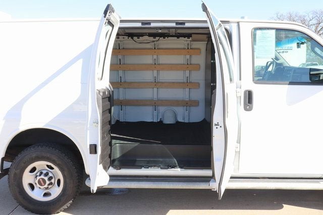 2020 GMC Savana Cargo 2500 Work Van