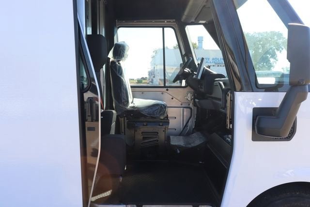 2025 Chevrolet BrightDrop 400 FWD 400