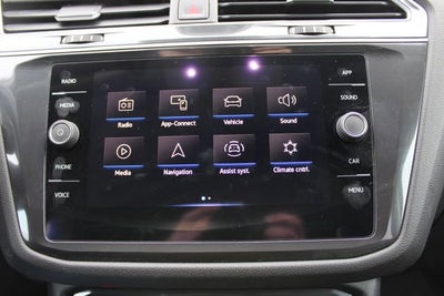 2022 Volkswagen Tiguan SE