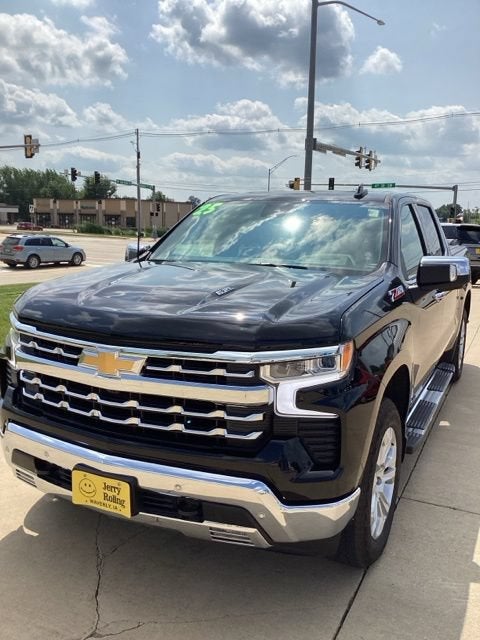 2025 Chevrolet Silverado 1500 LTZ