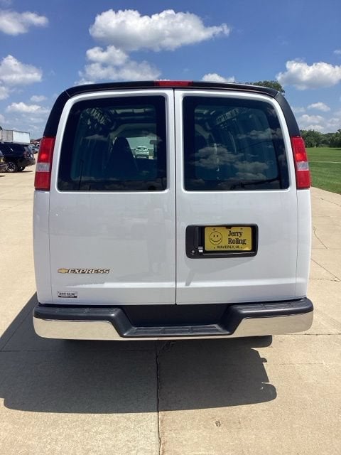 2026 Chevrolet Express Cargo WT