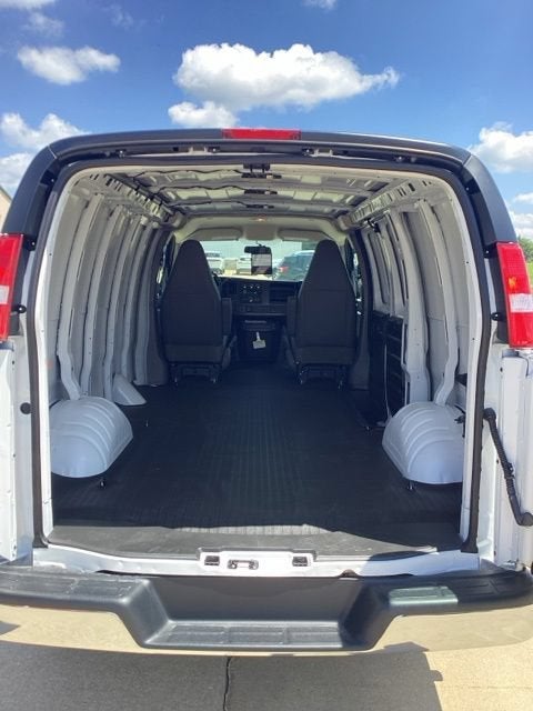 2026 Chevrolet Express Cargo WT