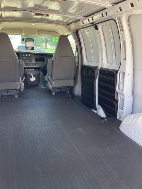 2026 Chevrolet Express Cargo WT