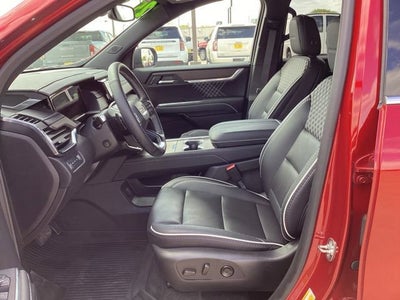 2025 GMC Acadia Denali