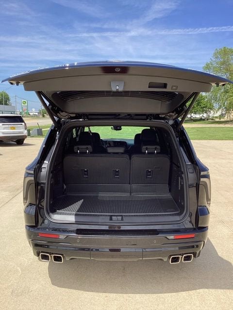 2025 Chevrolet Traverse High Country