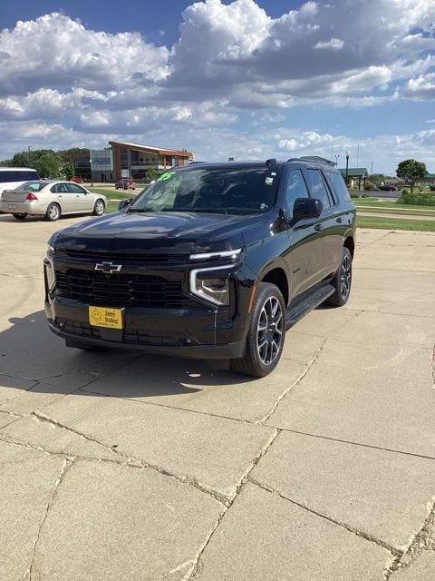 2025 Chevrolet Tahoe RST