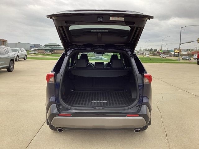 2020 Toyota RAV4 Hybrid XSE