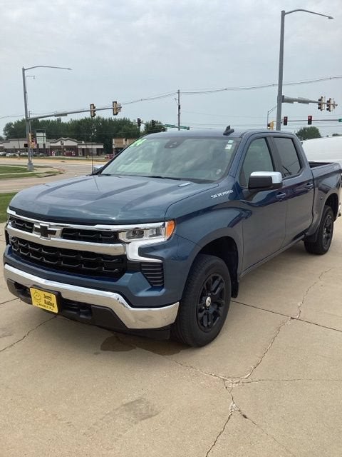 2024 Chevrolet Silverado 1500 LT (2FL)
