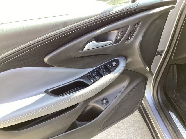 2020 Buick Envision Essence Group