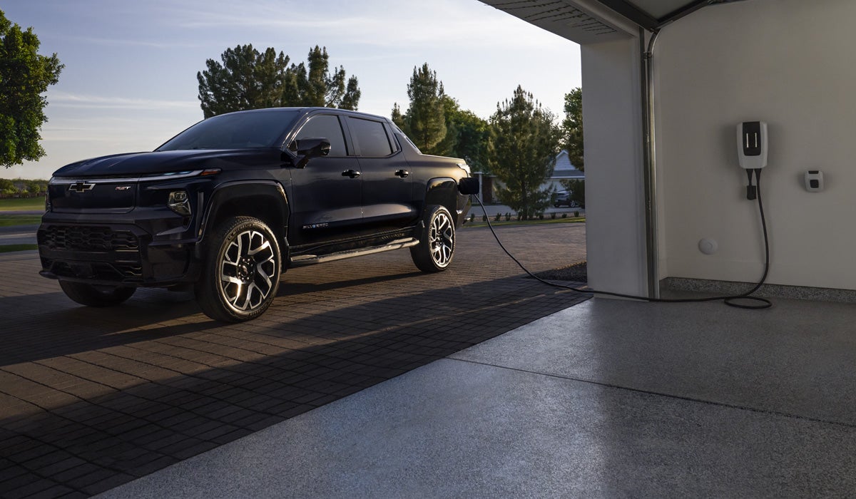 Jerry Roling Motors in Waverly IA